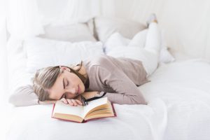 woman sleeping on bed with eyeglasses over the open book 23 2147872063 300x200 - woman-sleeping-on-bed-with-eyeglasses-over-the-open-book_23-2147872063